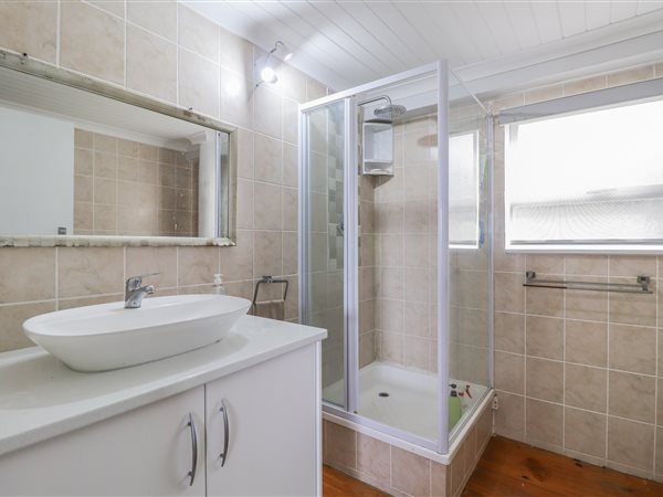 4 Bedroom Property for Sale in Stilbaai Wes Western Cape